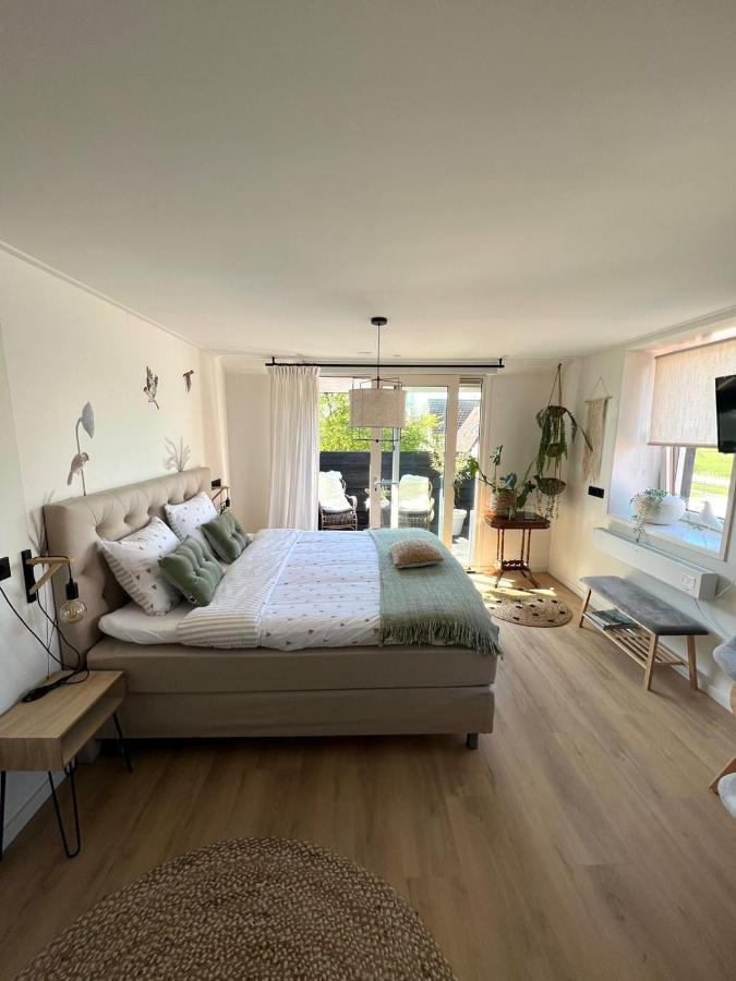 Bed and Breakfast By Mosk Engelum Екстер'єр фото